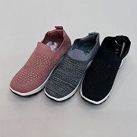 �w�l�J�W���A���j�b�g�X�j�[�J�[