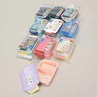 �V�����L�����N�^�[�ӂ���ƃ^�C�g�����`