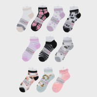 �w�l�V�[�X���[�@�X�j�[�J�[