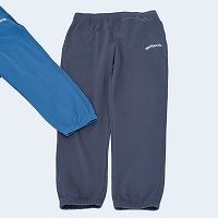 �a�m�u�����h�ȂP�O�O���у����O�p���c